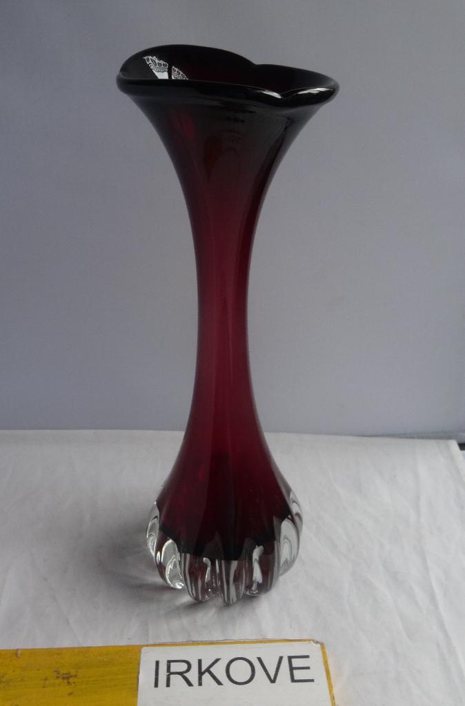 KRISTAL DESIGN VAAS * Donker Rood *, Verzenden, Zo goed als nieuw, Rood, Glas