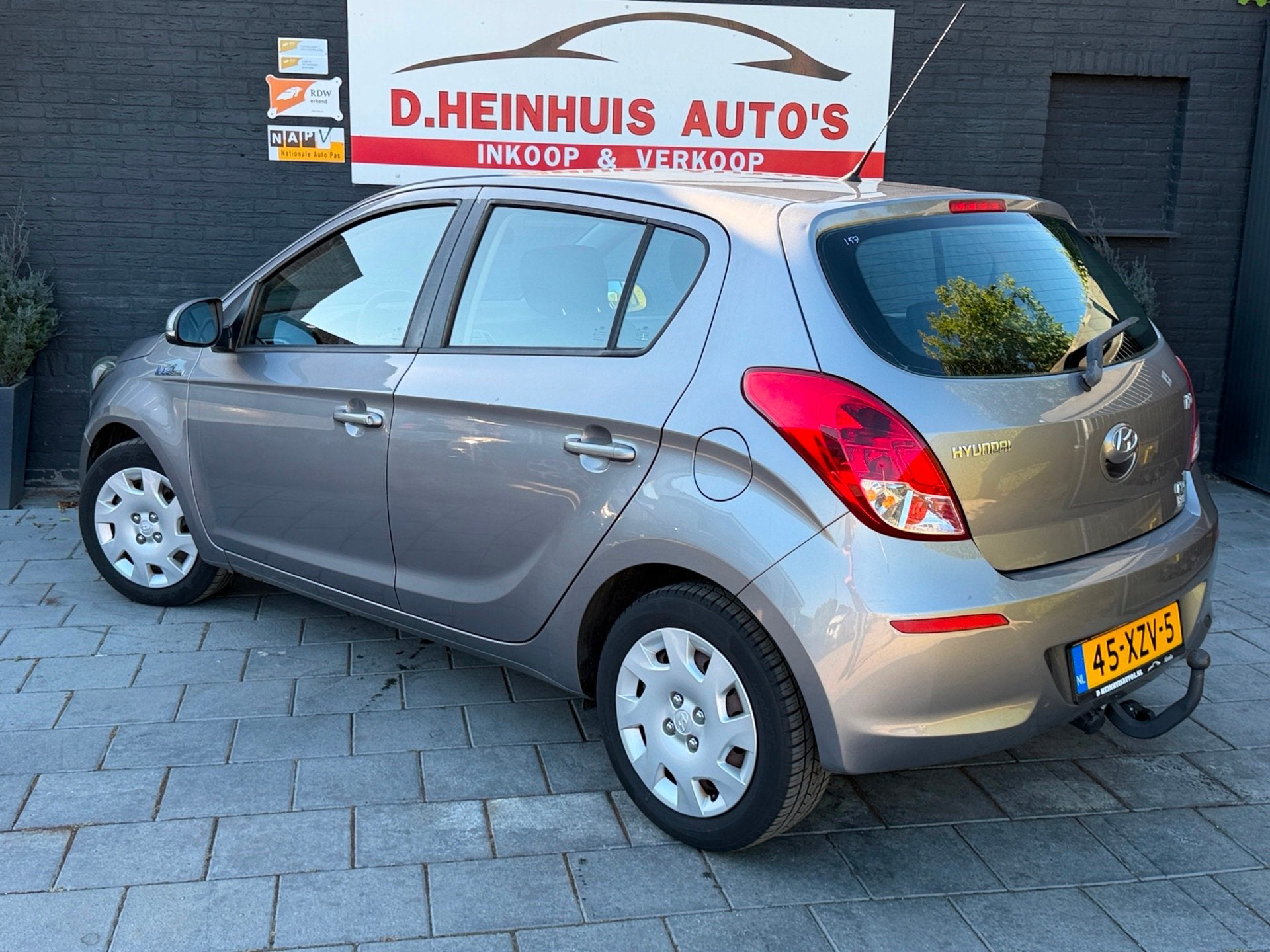 Hyundai I20 1.2i i-Motion|AIRCO|5DRS|NETTE AUTO, Auto's, Euro 5, Gebruikt, 4 cilinders, Met garantie (alle)