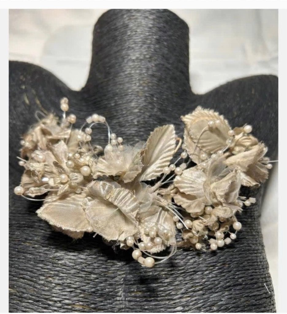 Kleine antieke Tiara / Kroontje - voor Pop of Beer, Ophalen of Verzenden, Zo goed als nieuw, Accessoires, X