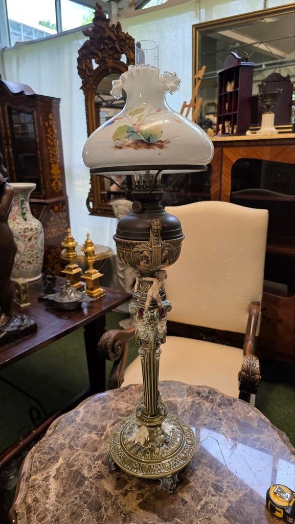 Grote Majolica Porseleinen Olielamp met Handgeschilderde Kap, Antiek en Kunst, Ophalen of Verzenden