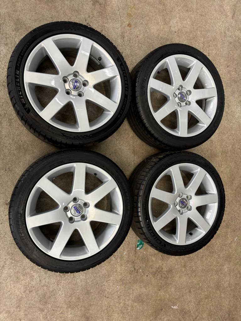 Volvo 18 inch velgen met Michelin Pilot Sport banden, Ophalen, 18 inch, Info@volvocars.nl, Banden en Velgen