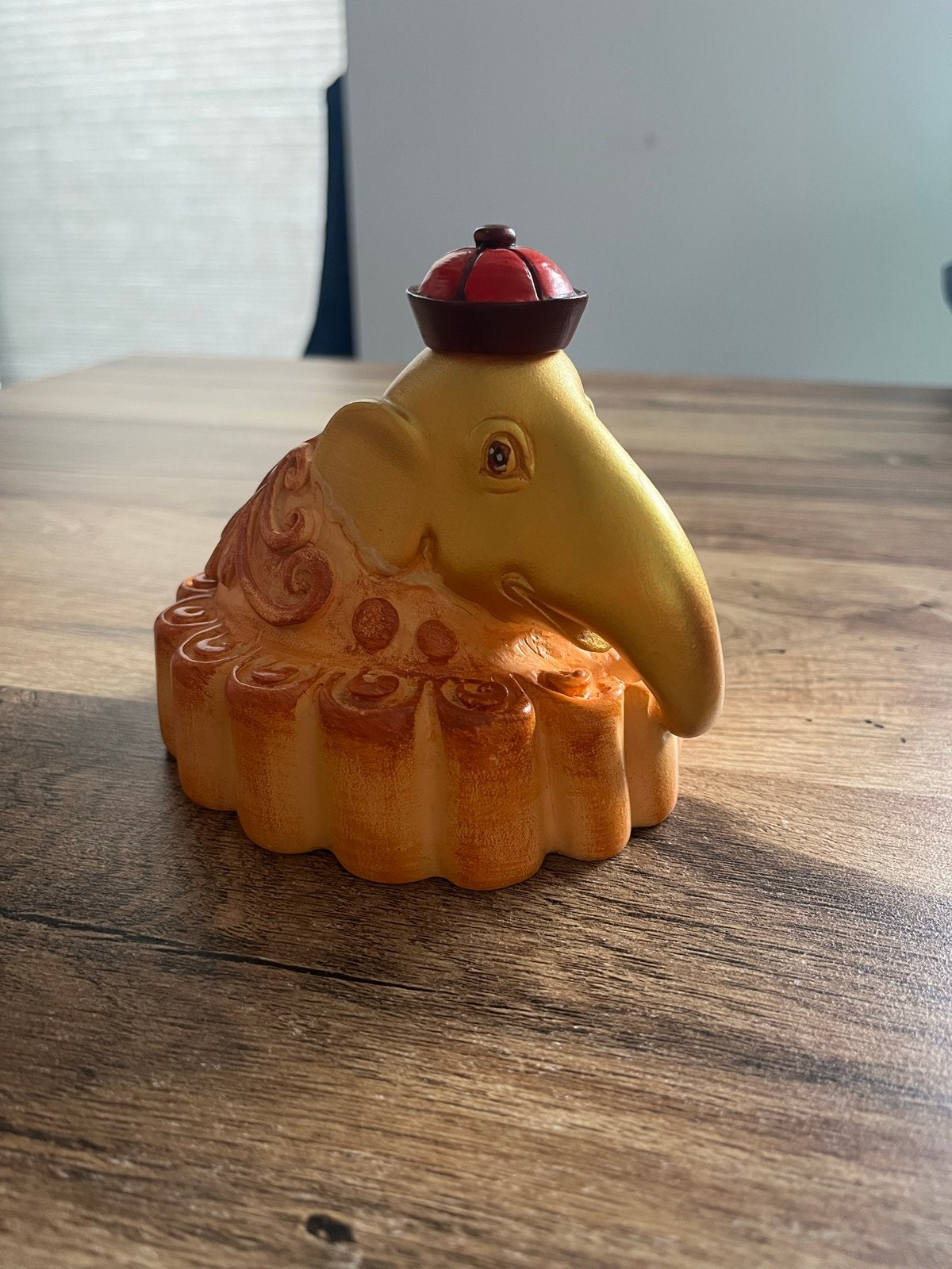 Elephant Parade "Mooncake" 10 cm met certificaat en doos, Verzamelen, Beelden en Beeldjes, Ophalen of Verzenden, Nieuw, Dier