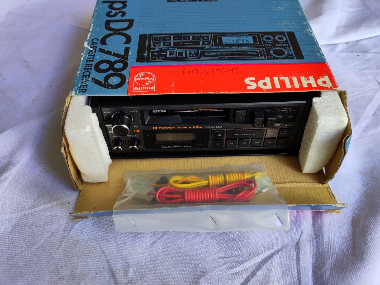 Philips auto radio cassette speler DC789, nieuw in de doos, Auto diversen, Ophalen of Verzenden, Nieuw