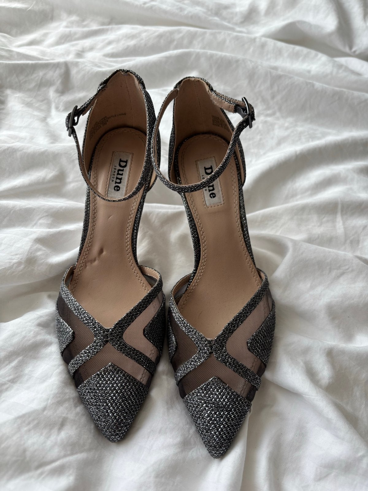 Dune London Glitter Pumps Maat 37, Ophalen of Verzenden, Zo goed als nieuw, Grijs, Pumps