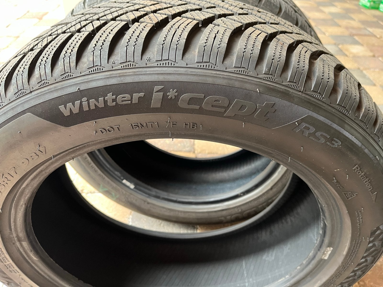 Hankook Winter i*cept RS3 215/55R17 Winterbanden, Ophalen, 17 inch, Winterbanden, Band(en)