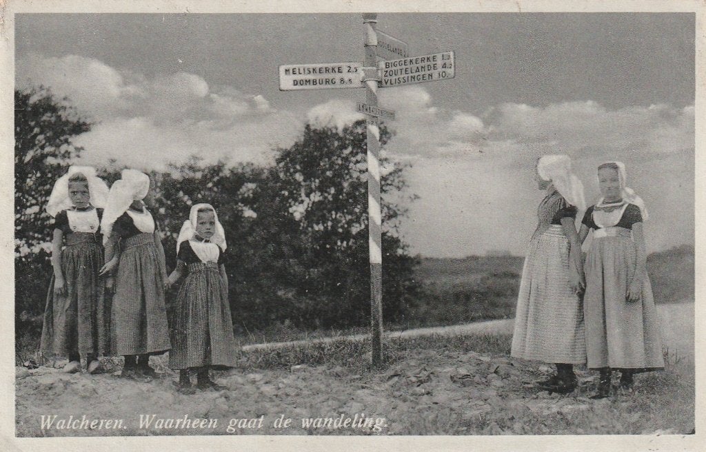 WALCHEREN Klederdracht met ANWB Wegwijzer, Verzamelen, Verzenden, 1920 tot 1940, Ongelopen, Zeeland