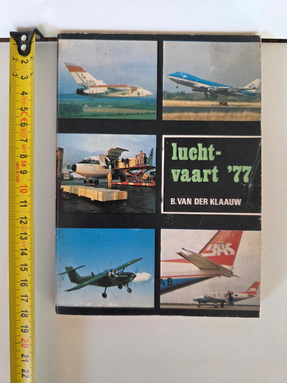Luchtvaart '77 - B. van der Klaauw (uitgeverij De Alk), Ophalen of Verzenden, Gebruikt, Boek of Tijdschrift