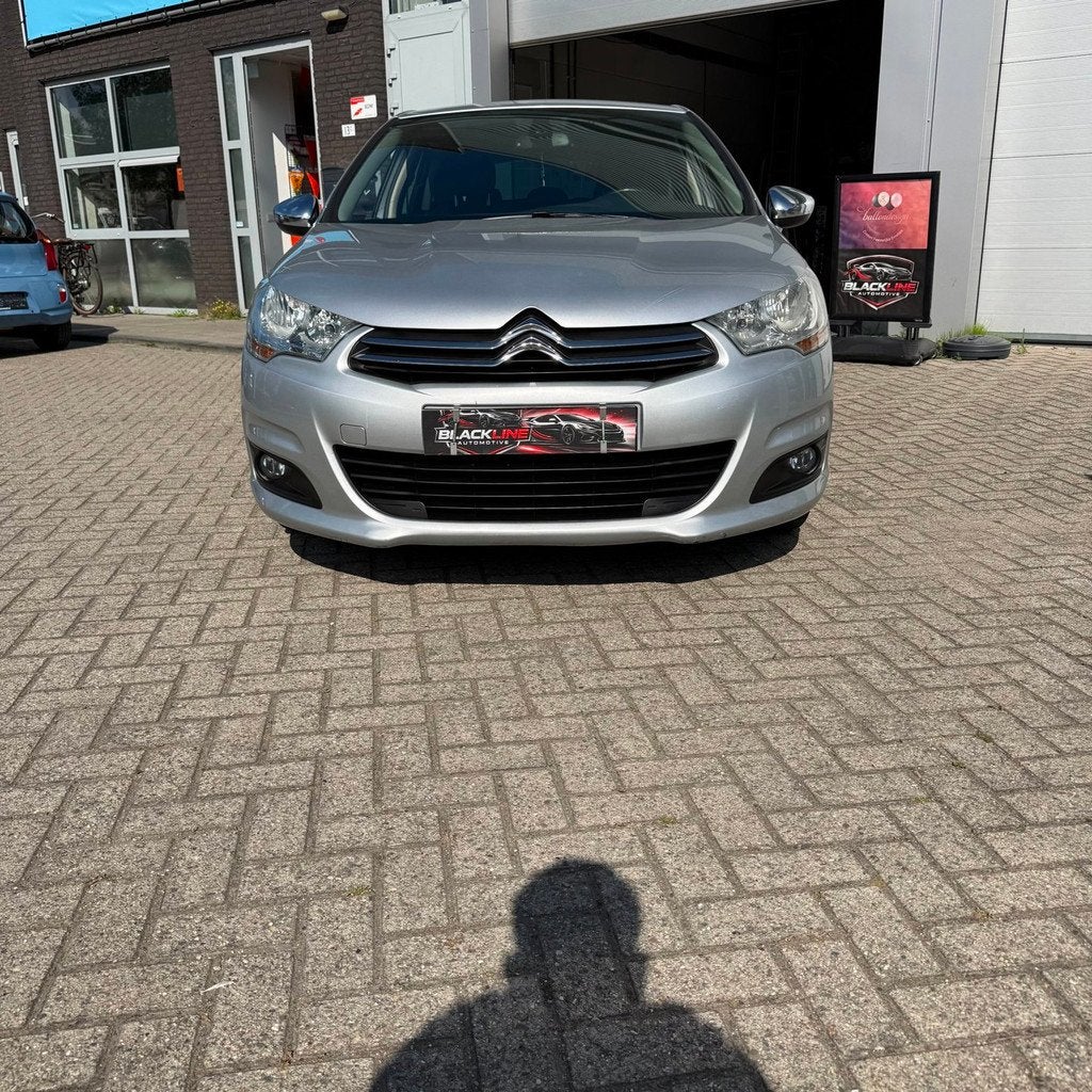 Citroen C4 1.2 PureTech Feel Collection, Auto's, Voorwielaandrijving, Gebruikt, Zwart, 1199 cc