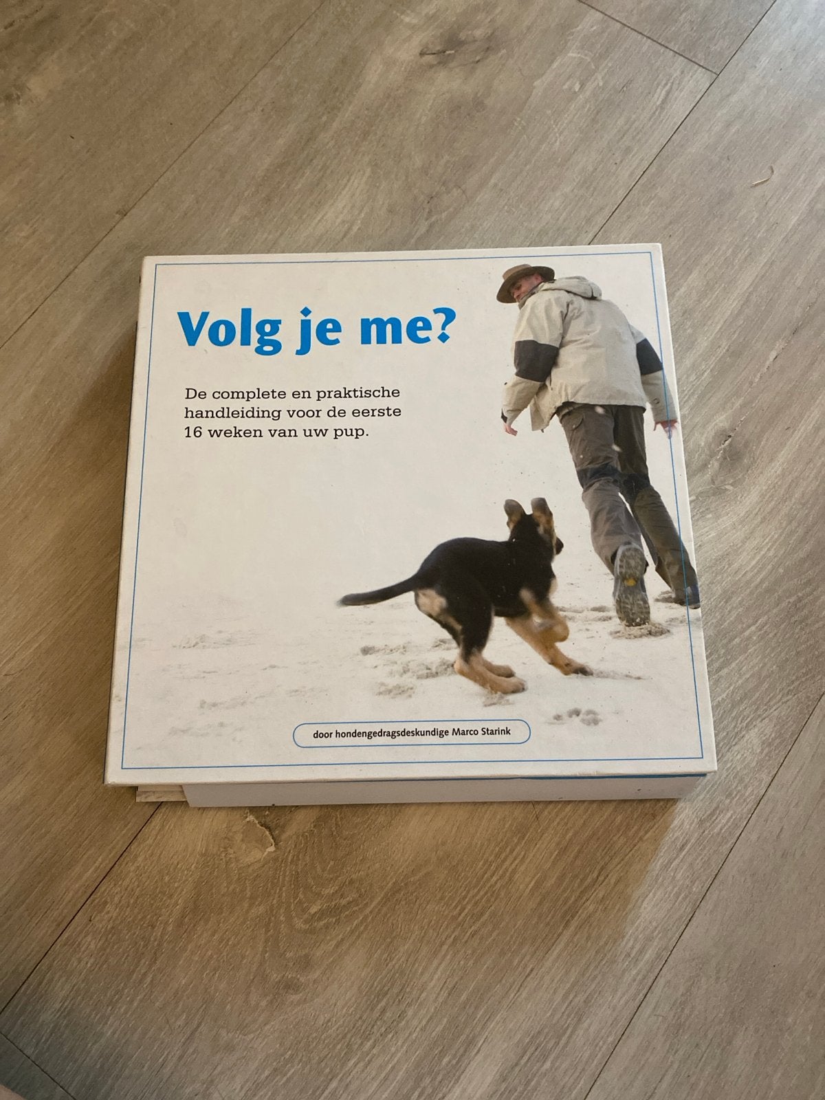 Volg je me? Hondenboek puppy opvoeding Marco Starink, Ophalen of Verzenden, Zo goed als nieuw, Honden