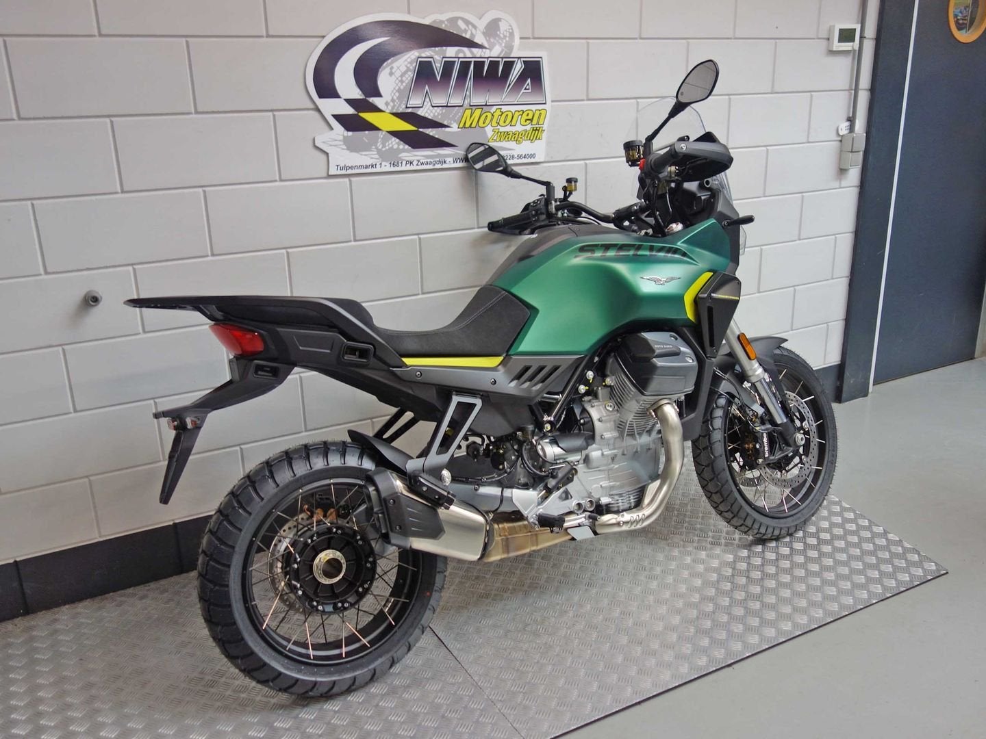 MOTO GUZZI Stelvio, 2 cilinders, Motorrijbewijs A, Bedrijf, Meer dan 35 kW