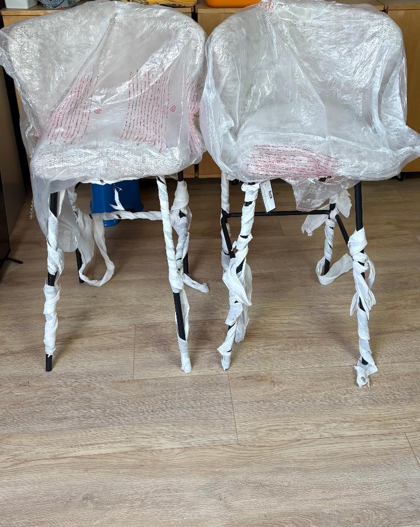 Nieuwe barkrukken kleur champagne - 3 stuks, Huis en Inrichting, Barkrukken, Met voetsteun, 60 tot 90 cm, Nieuw, Ophalen of Verzenden