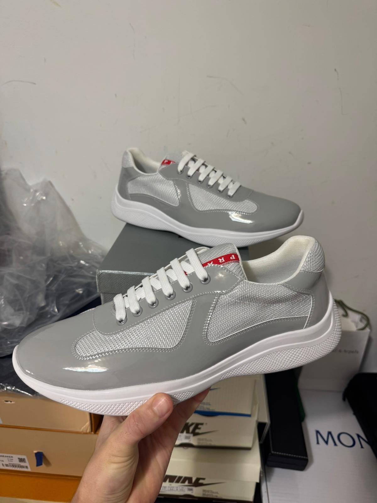 Prada Americ’a Cup grijs, Ophalen of Verzenden, Nieuw