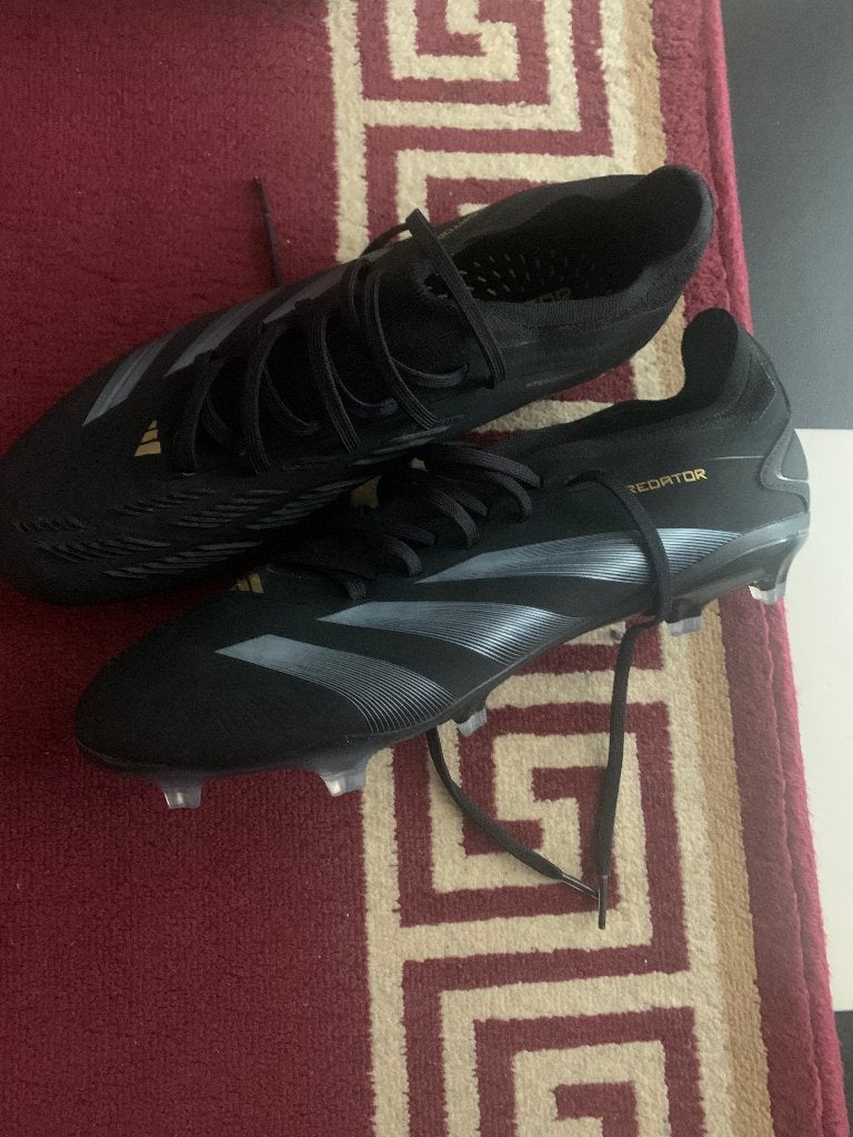 Voetbalschoenen ADIDAS, Ophalen, Maat XS of kleiner, Schoenen, Nieuw