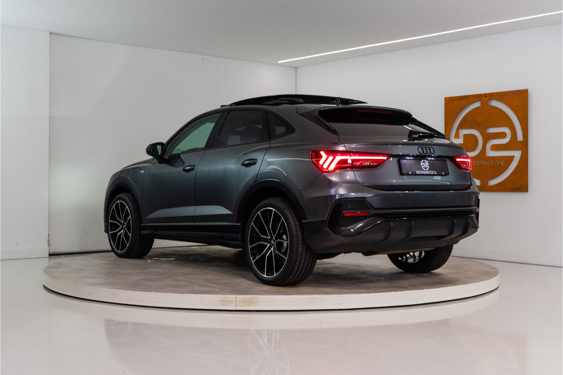 Audi Q3 Sportback 45 TFSI e Edition 245PK | Pano | Sfeer | S, Gebruikt, Zwart, Leder en Stof, 245 pk