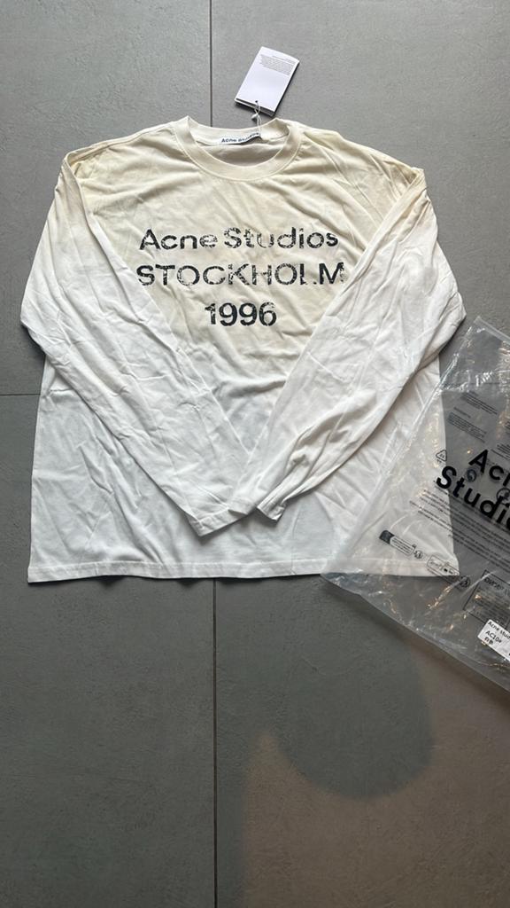 Acne Studios longsleeve wit Stockholm 1996 M nieuw, Kleding | Heren, T-shirts, Verzenden, Zo goed als nieuw, Maat 48/50 (M), Wit