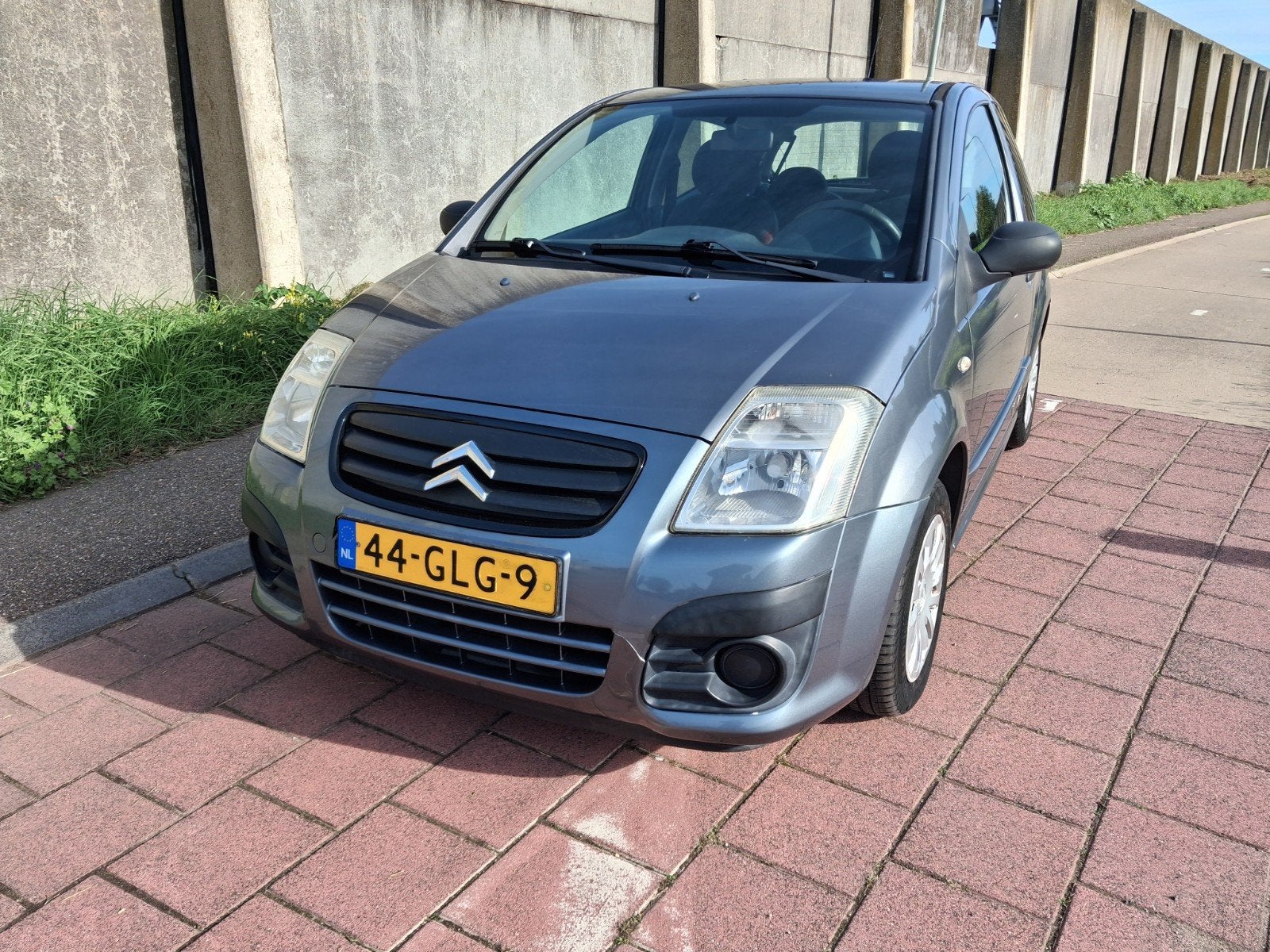 Citroën C2 1.4 I 2008 Grijs, Auto's, Voorwielaandrijving, Metallic lak, 4 cilinders, 965 kg