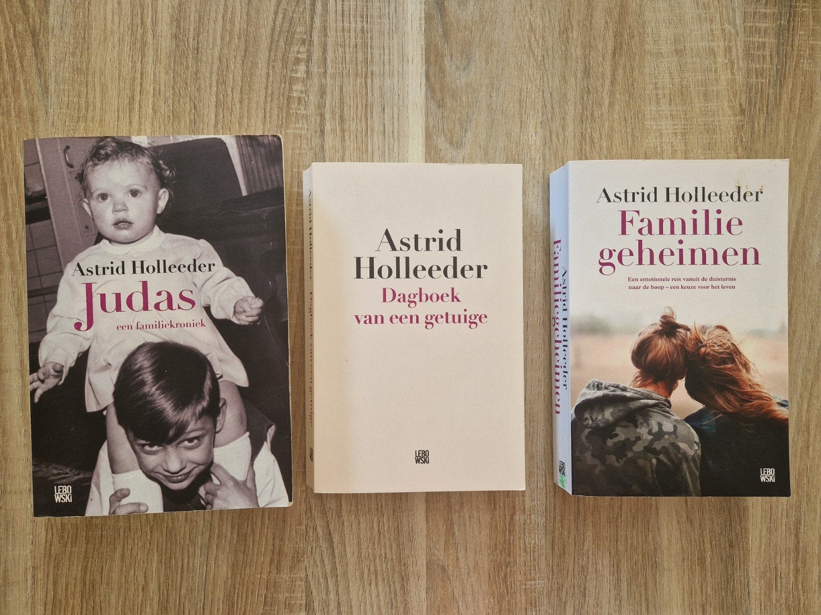 Astrid Holleeder Boeken: Judas, Dagboek, Familiegeheimen, Ophalen of Verzenden, Gelezen, Astrid Holleeder, Nederland