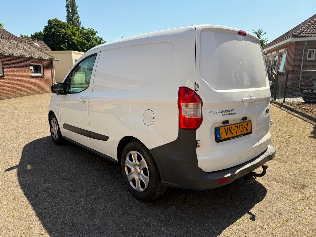 Ford Transit Courier 1.5 TDCI Trend airco navi stoelverwarmi, Voorwielaandrijving, Euro 5, Gebruikt, 4 cilinders