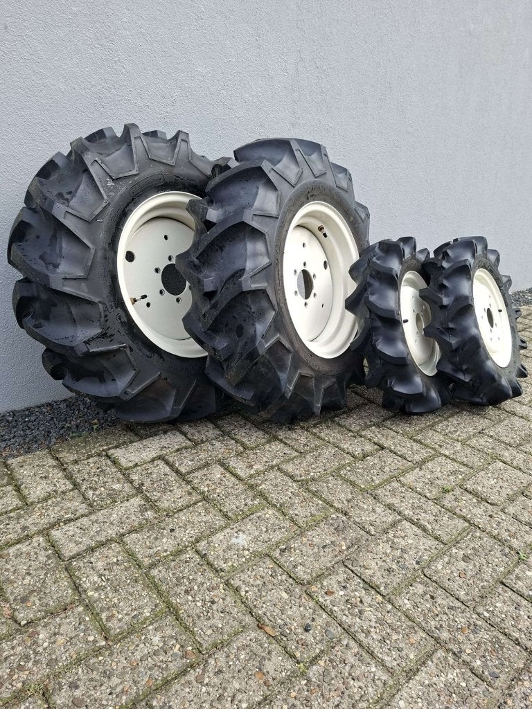 Set tractorbanden met velg voor compact- / minitractor ISEKI, Tuin en Terras, Niet ingevuld, Niet ingevuld, Ophalen of Verzenden