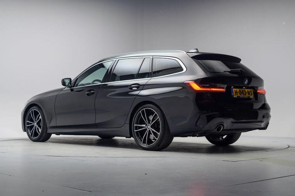 BMW 3 Serie Touring 330i M Sport High Executive Aut. [ Panor, Auto's, BMW, Automaat, 1998 cc, Gebruikt, 4 cilinders