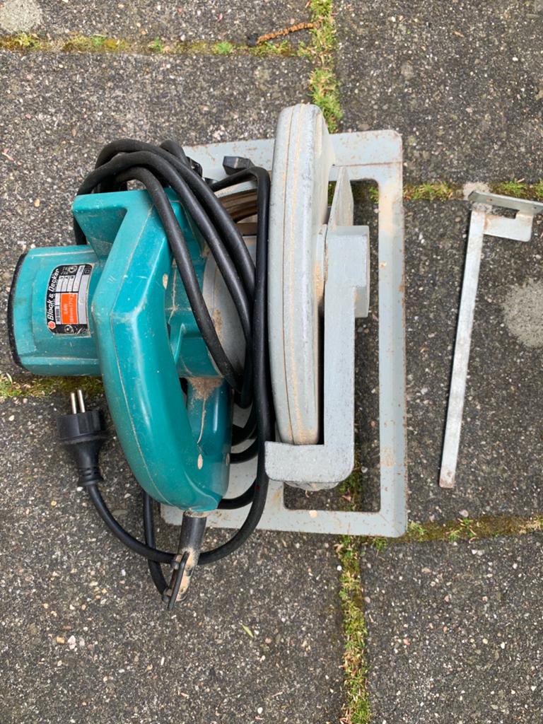 Handcirkelzaag makita zware machine, Doe-het-zelf en Verbouw, Gereedschap | Zaagmachines, Ophalen, Cirkelzaag, Zo goed als nieuw