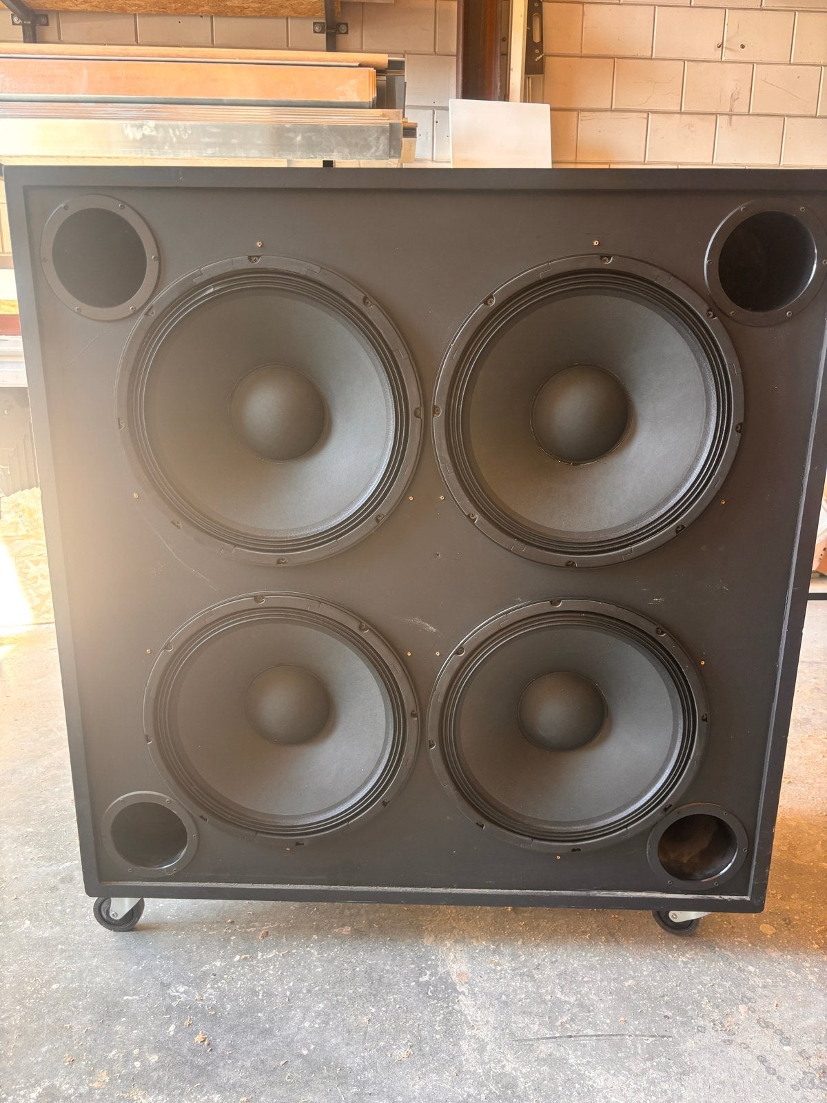 Grote passieve subwoofer met 4x 15 inch woofers, Gebruikt, Subwoofer, Geschikt voor surround/home cinema, Ophalen