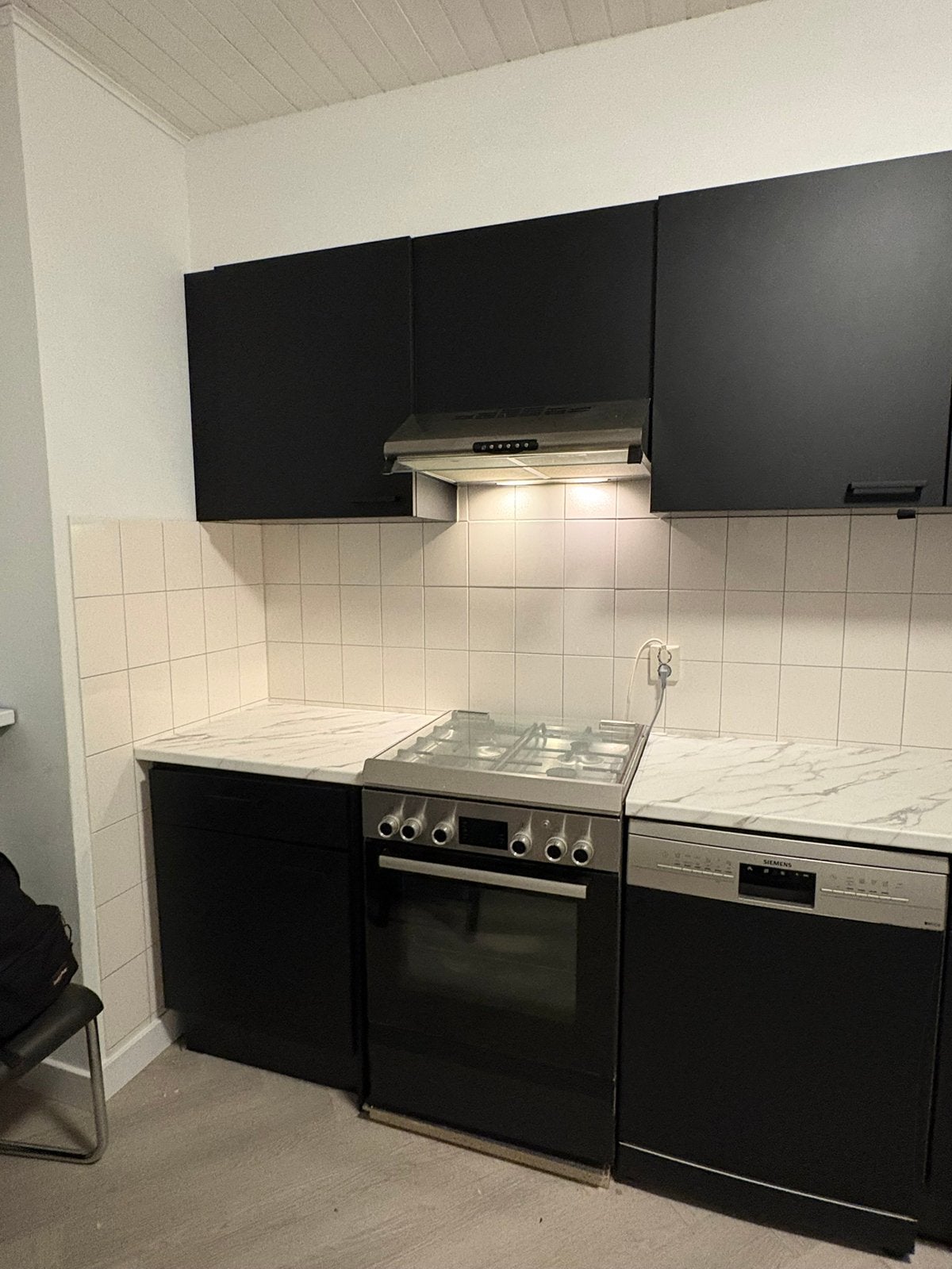 Keuken wrappen., Ophalen, Zo goed als nieuw