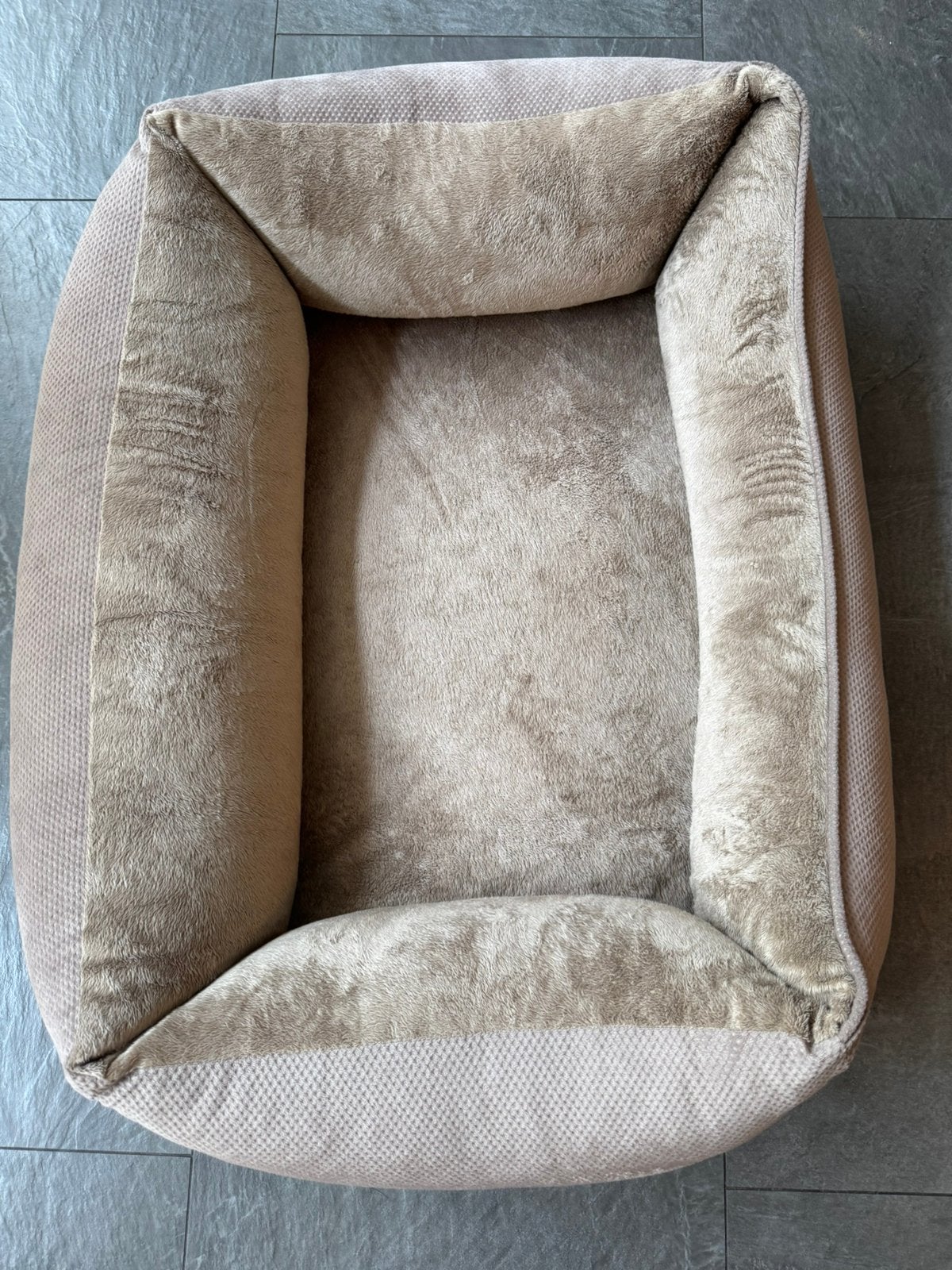 Petlando lucy maat M ortho bed, Ophalen, Zo goed als nieuw