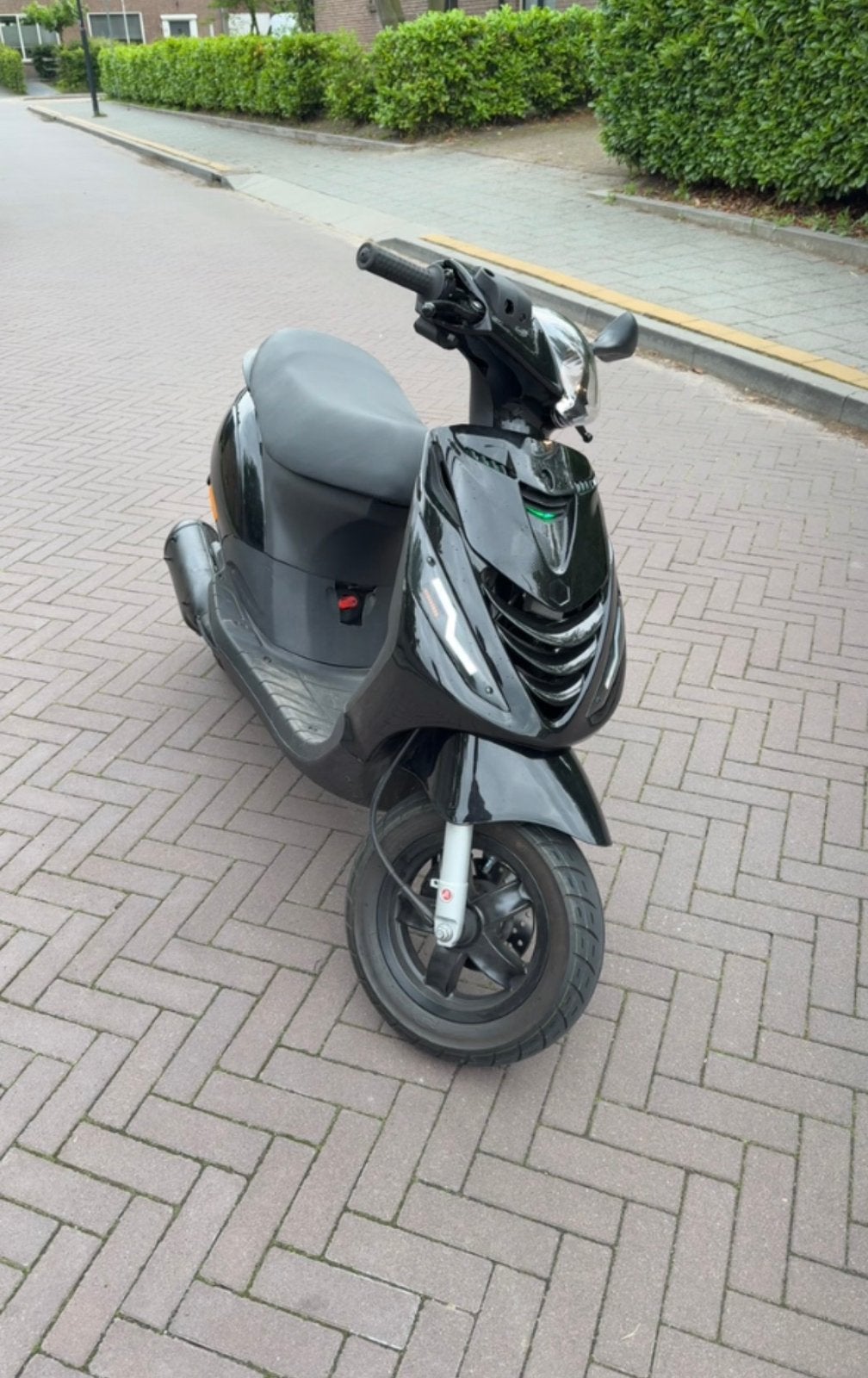 Zip 125 brom, Ophalen, Maximaal 45 km/u, Zip, Zo goed als nieuw