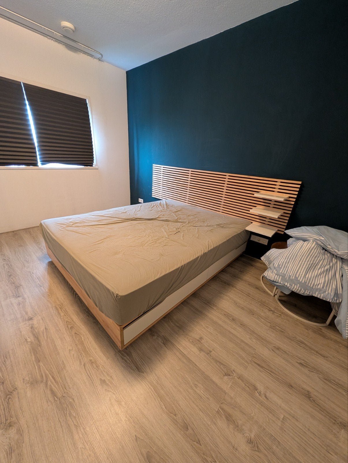 IKEA Mandal bed incl. Ikea matras