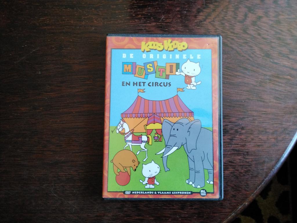 Musti en het circus, origineel, Avontuur, Alle leeftijden, Ophalen of Verzenden, Zo goed als nieuw