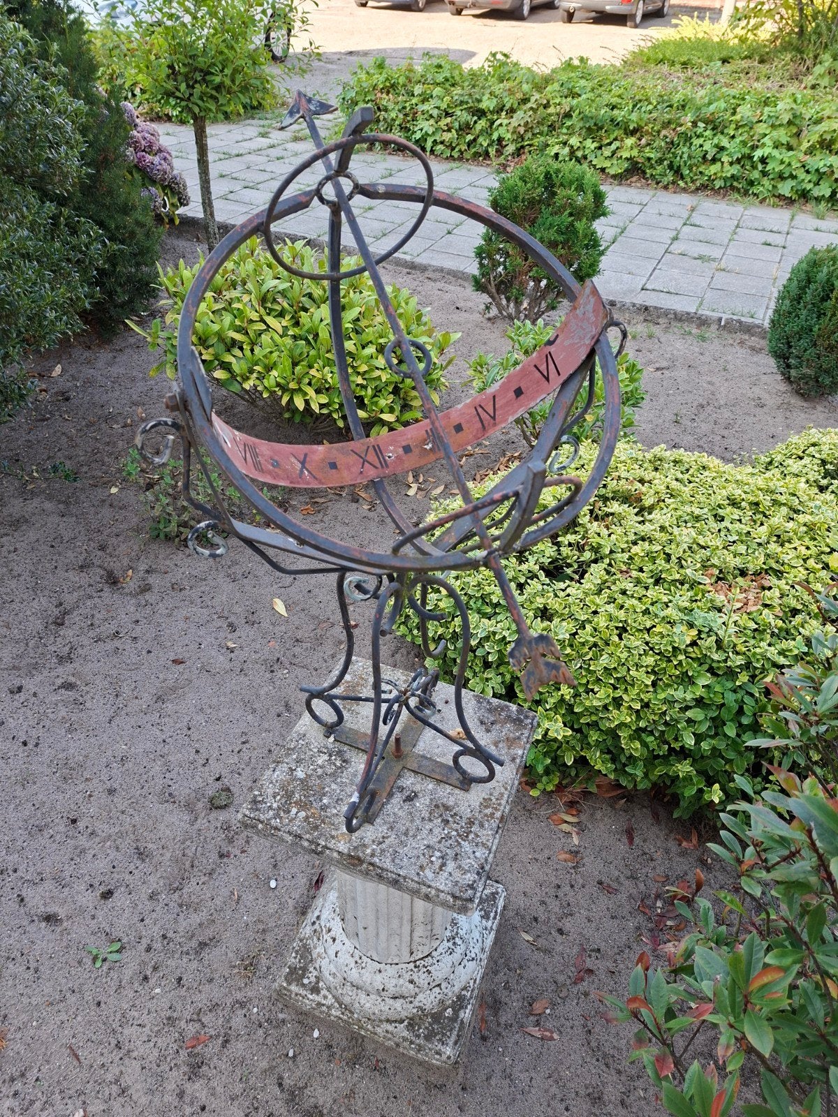 Zonnewijzer op sokkel, Tuin en Terras, Ophalen, Gebruikt