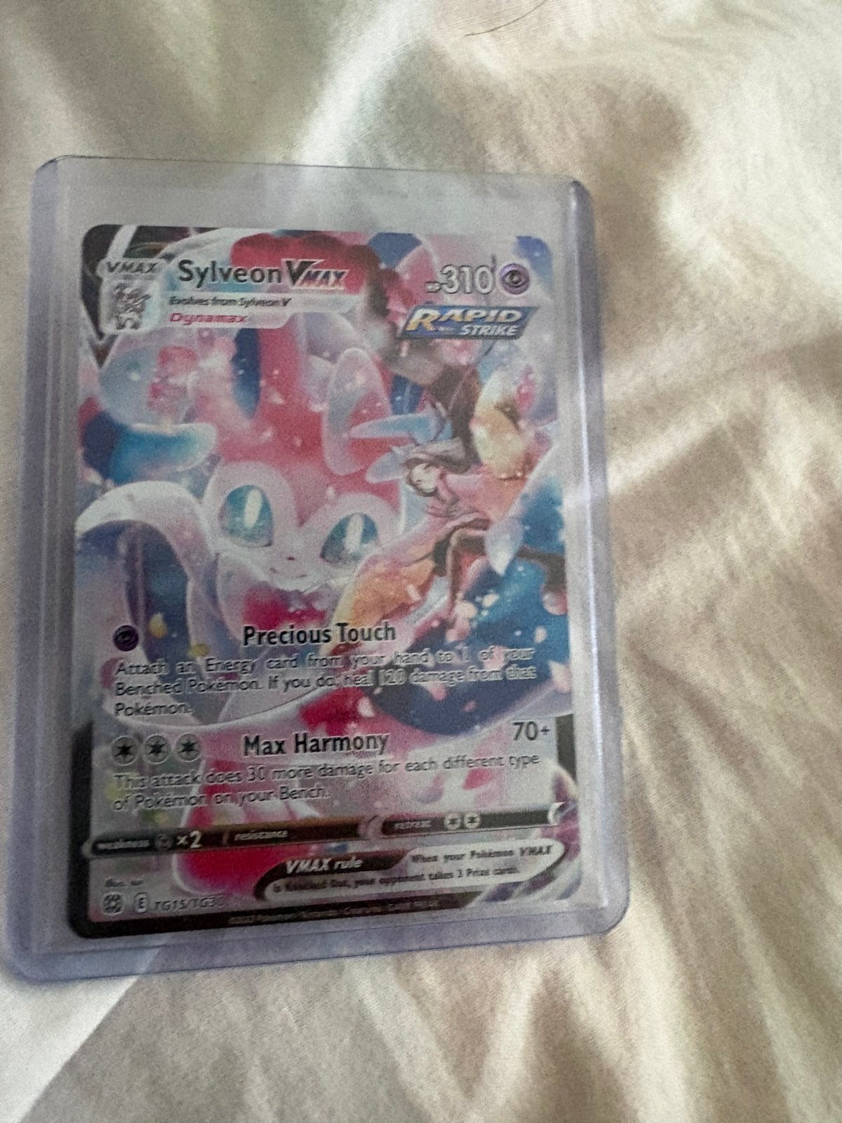 Sylveon vmax tg15, Ophalen of Verzenden, Zo goed als nieuw
