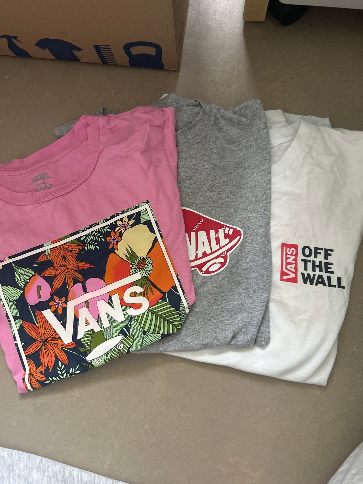 3 Vans Off The Wall T-shirts - Roze, Grijs, Wit - Maat XS, Kleding | Dames, T-shirts, Ophalen of Verzenden, Korte mouw, Roze, Maat 34 (XS) of kleiner
