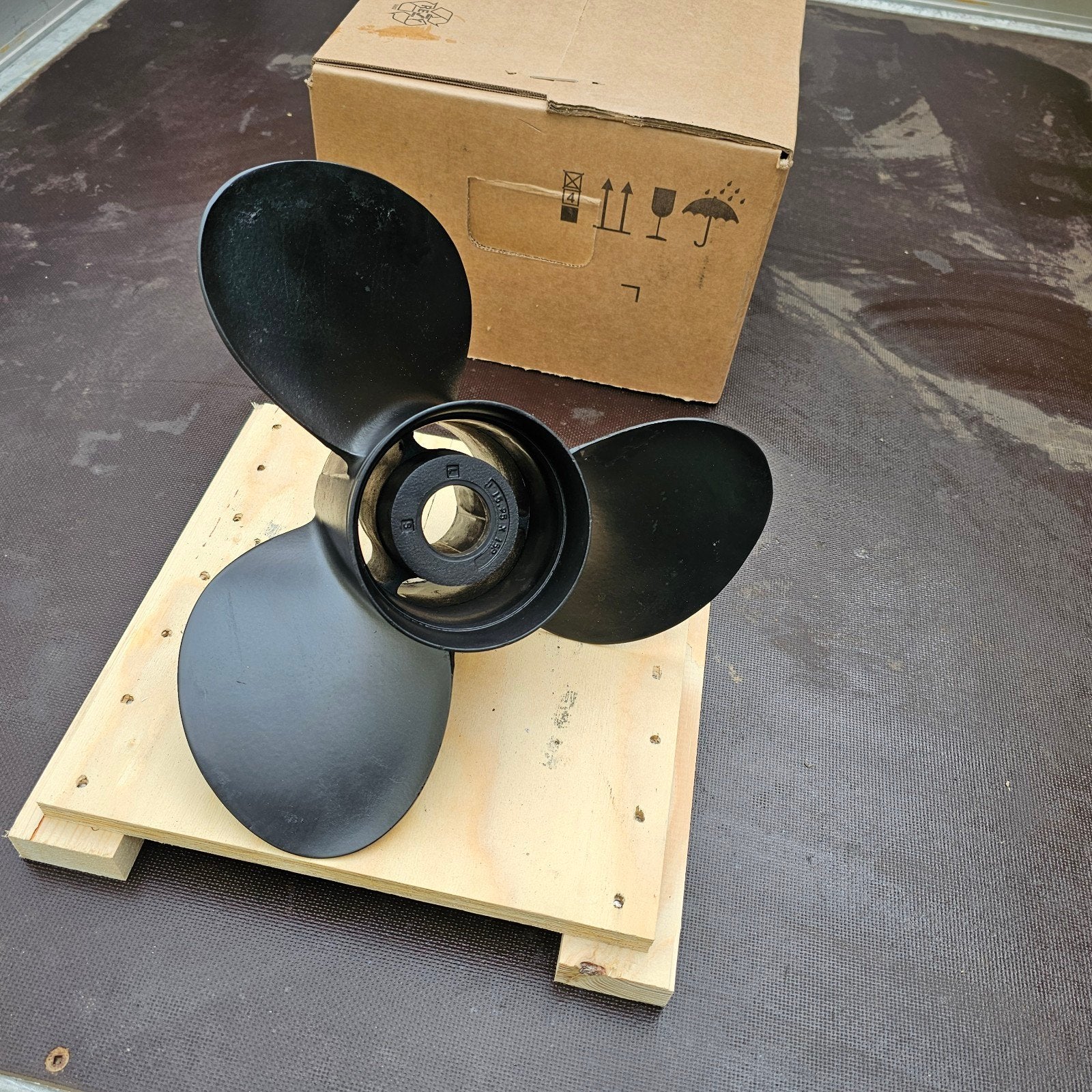 Mercruiser 15 Pitch propeller Schroef 15,25x15, Ophalen of Verzenden, Motor en Techniek