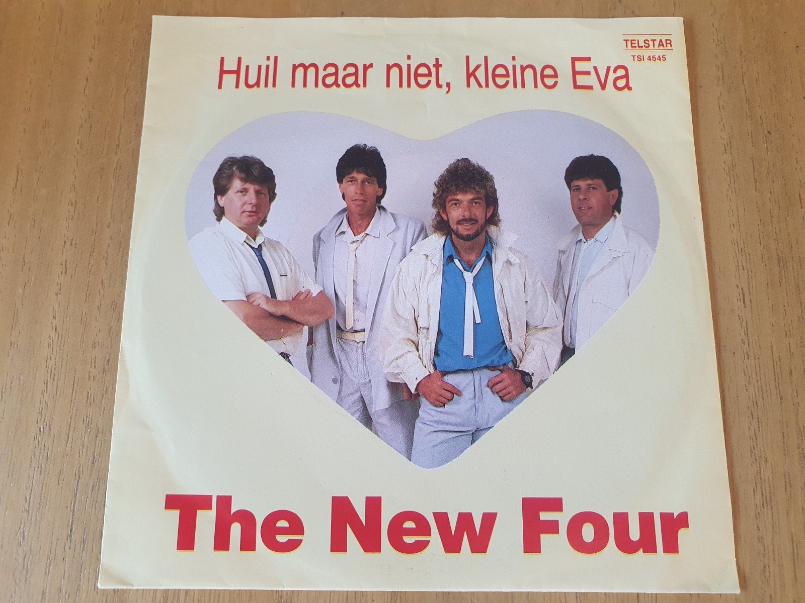 The New Four - Huil maar niet, kleine Eva (Piraten) Telstar, Cd's en Dvd's, Vinyl | Nederlandstalig, Ophalen of Verzenden, Zo goed als nieuw