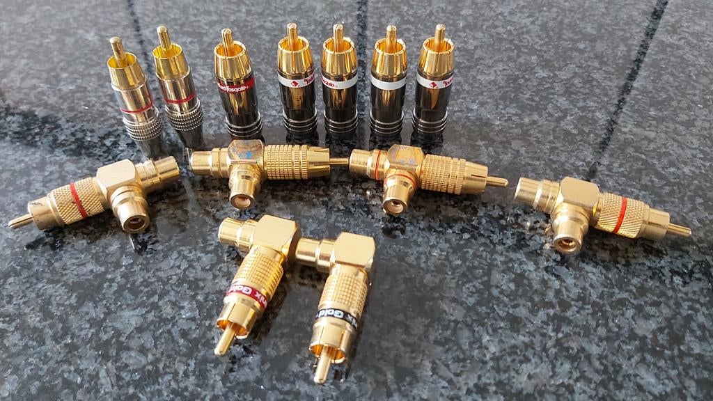 Audio pluggen en banaan stekkers en koppel stukken gold plat, Ophalen of Verzenden, Nieuw, Minder dan 2 meter