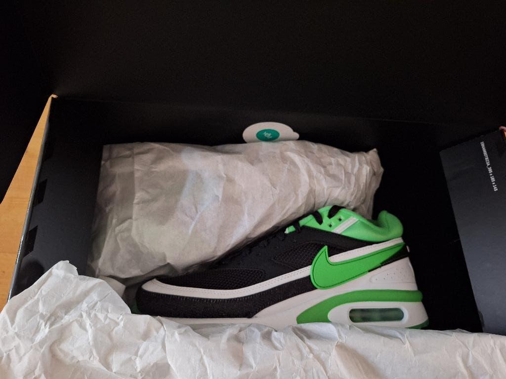 Nieuw: Nike Air Max BW QS Rotterdam, maat 41., Ophalen of Verzenden, Nieuw, Zwart