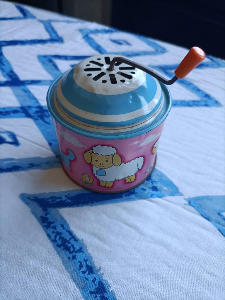 Vintage Speeldoosje met Gebruikerssporen, Ophalen of Verzenden, Gebruikt, Overige typen, Met geluid