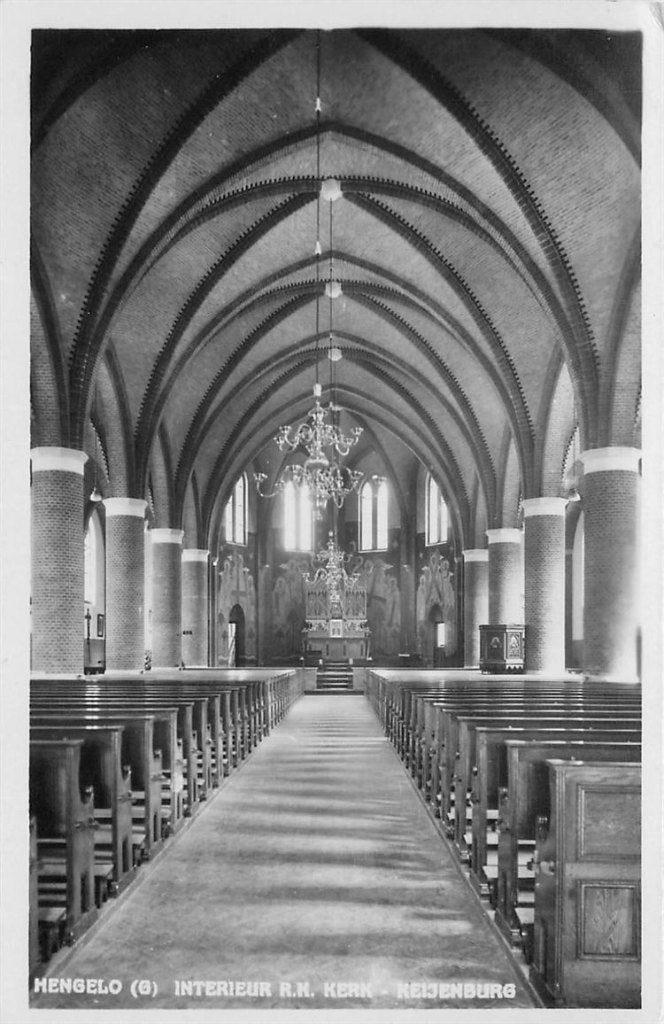378-316-045 Hengelo GLD Interieur RK Kerk, Verzamelen, Ansichtkaarten | Nederland, Verzenden, Voor 1920, Gelderland