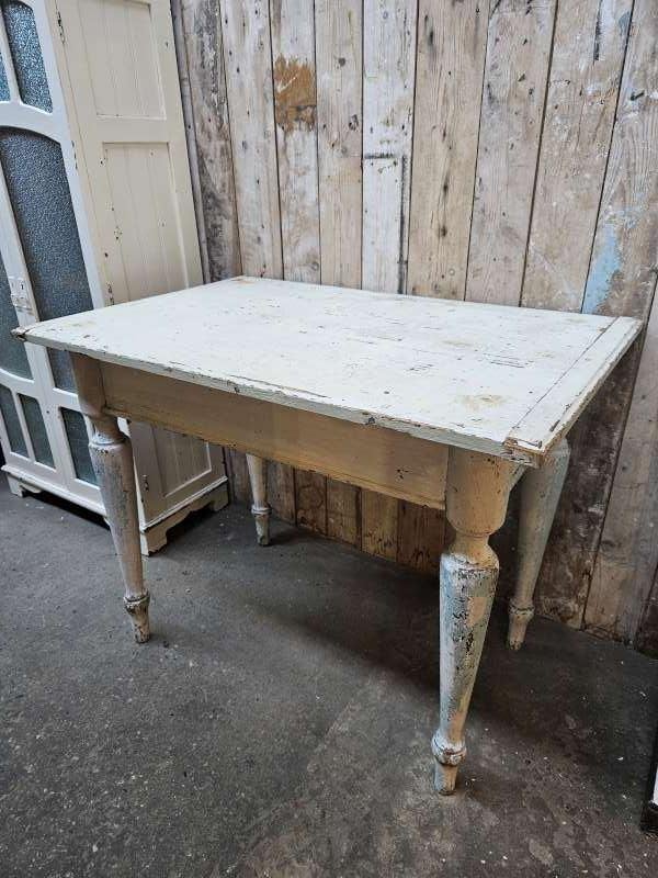 brocante tafel ``WOONWINKEL RUSTIEK``, Ophalen