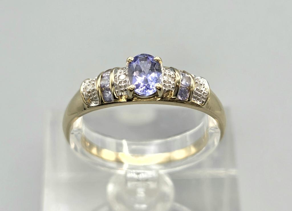 Gouden Vintage ring edelsteen tanzaniet en diamant. 2026/320