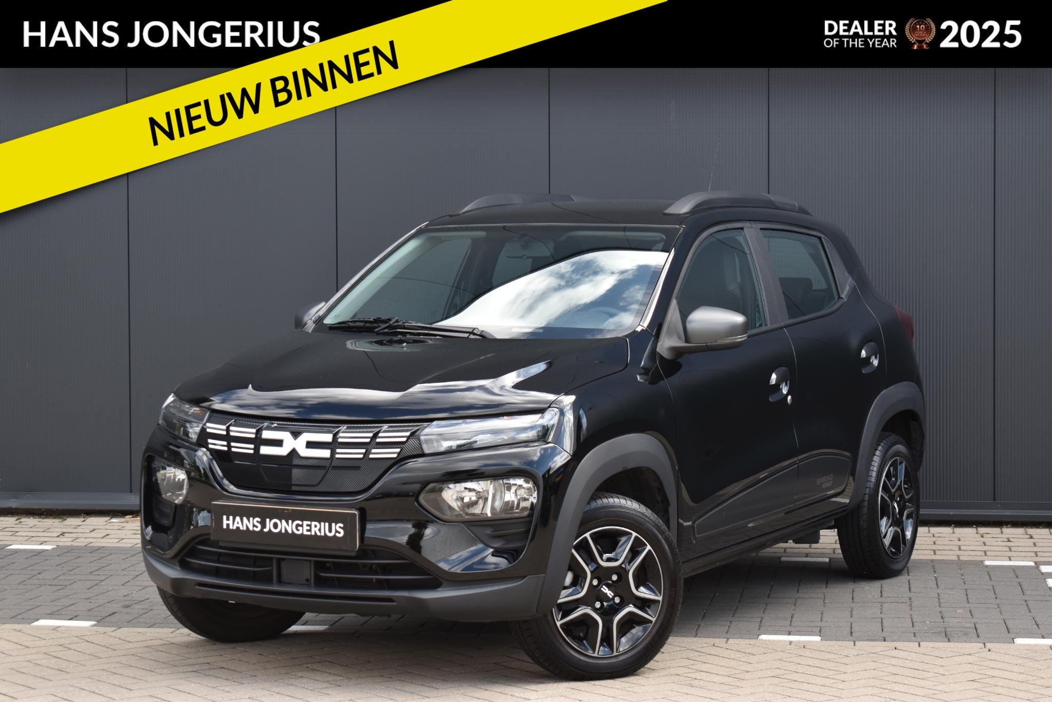 Dacia Spring Expression 27 kWh | DEALER ONDERH. | APPLE CARP, Gebruikt, Zwart, Parkeersensor, 27 kWh