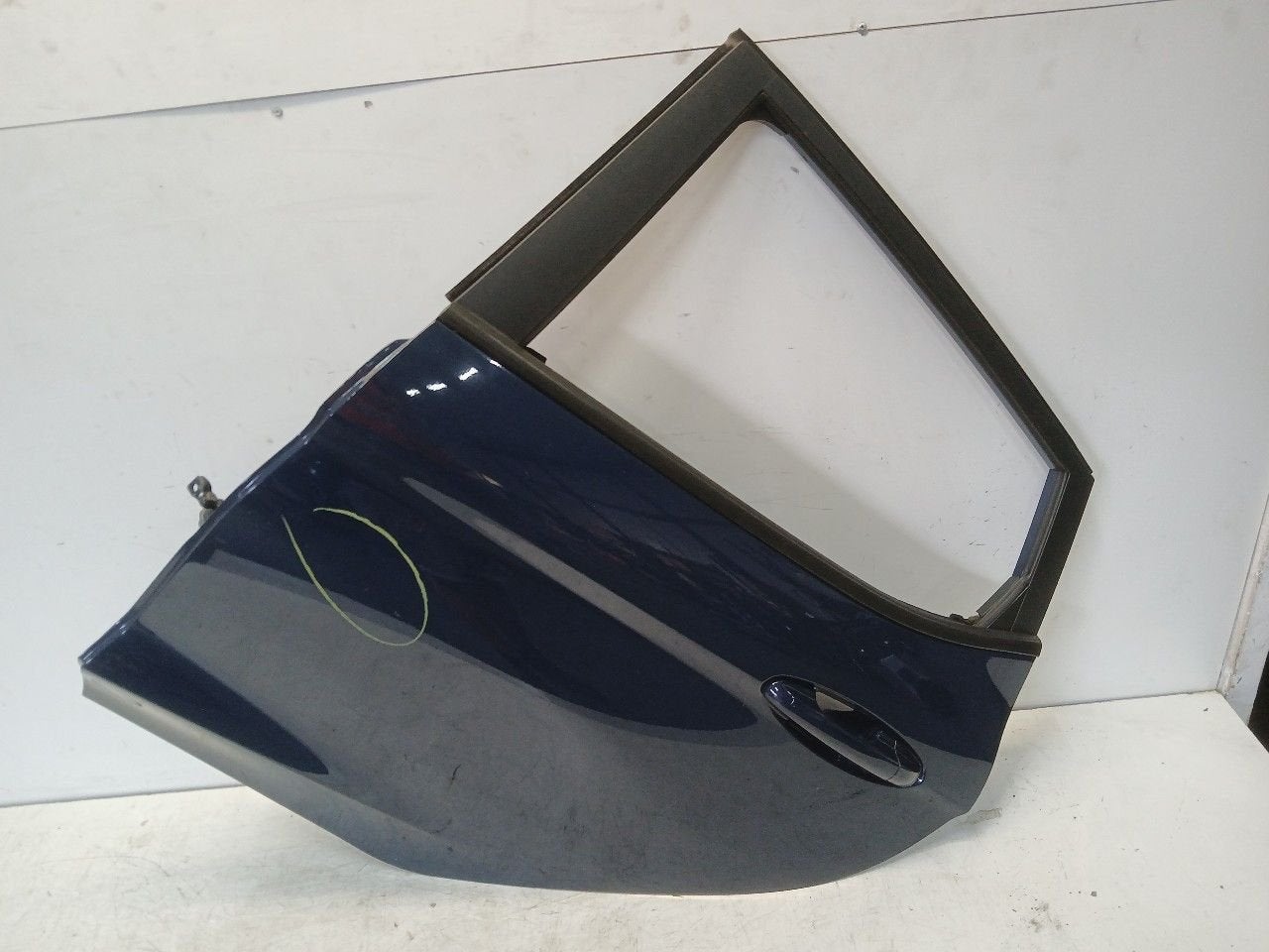 Portier links achter Ford Fiesta, Auto-onderdelen, Onderdelen@venauto.nl, Van der Ven Autorecycling B.V., Gebruikt, Ettenseweg 76, 4706 PB Roosendaal, The Netherlands