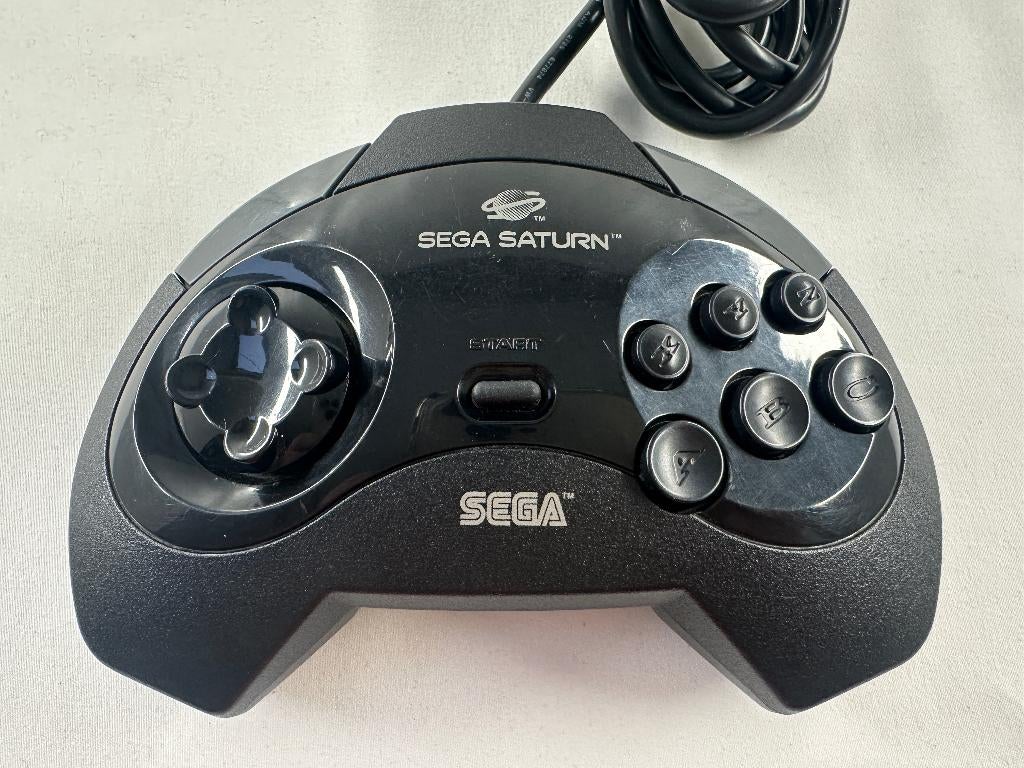 SEGA Saturn controller zwart MK80301 - ongetest, Spelcomputers en Games, Spelcomputers | Sega, Gebruikt, Saturn of Dreamcast, Met 1 controller