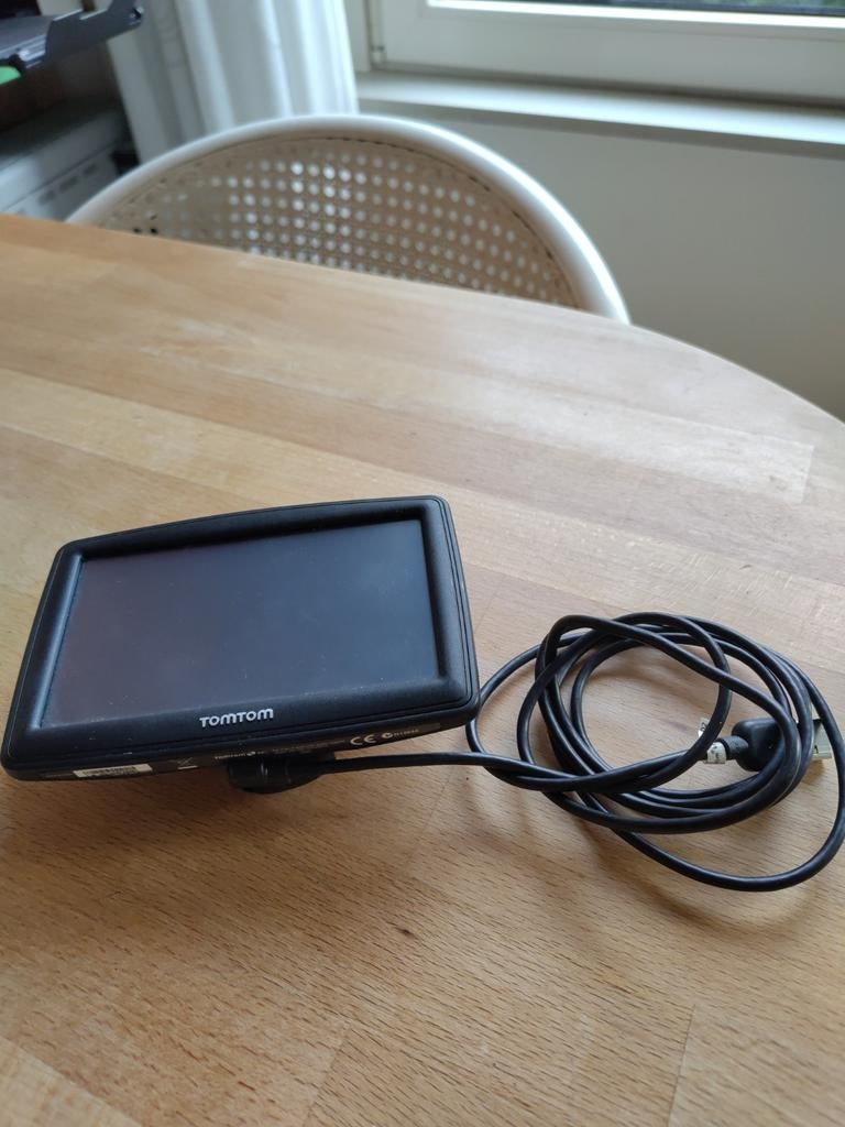TomTom navigatiesysteem met kabel, Ophalen of Verzenden, Gebruikt