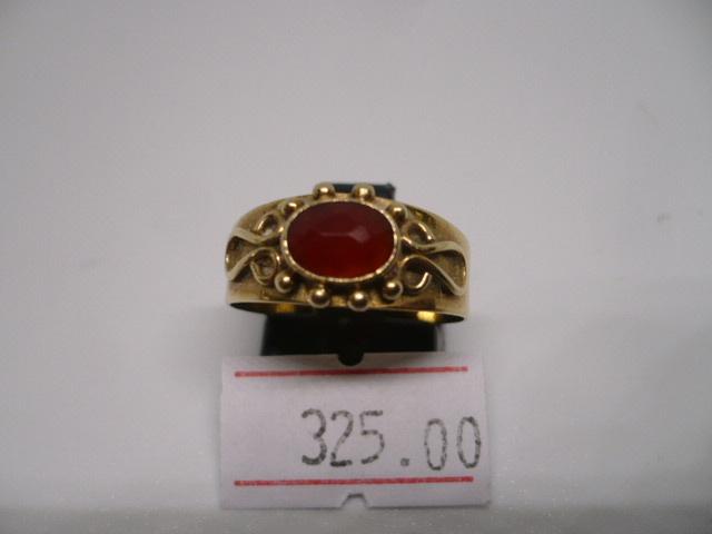 14 karaat gouden dames ring maat 17-1/2 met carneool 2.65 gr, Gebruikt, Ophalen of Verzenden, 17 tot 18, Dame