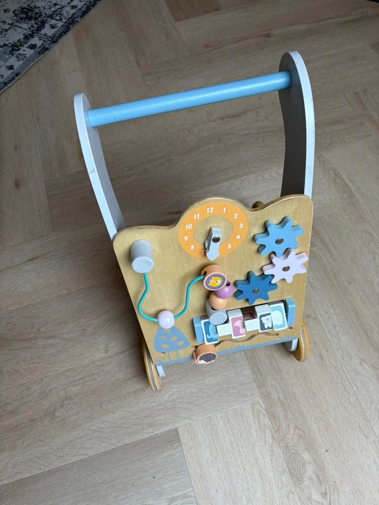 Houten loopkarretje, Ophalen, Gebruikt