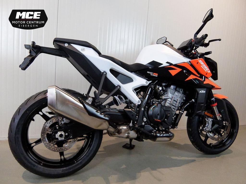 KTM 990 DUKE (bj 2026), Motoren, 2 cilinders, KTM, Motorrijbewijs A, Bedrijf