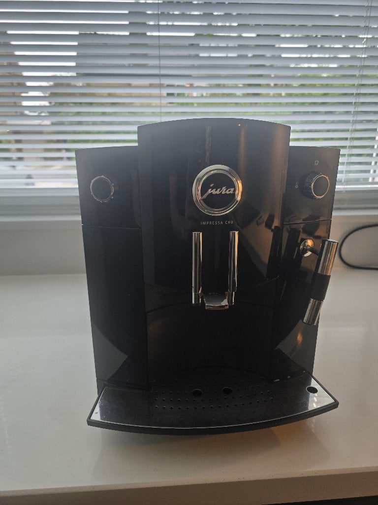 Jura Impressa C60 koffiemachine, Ophalen, Gebruikt, Koffiemachine, 2 tot 4 kopjes